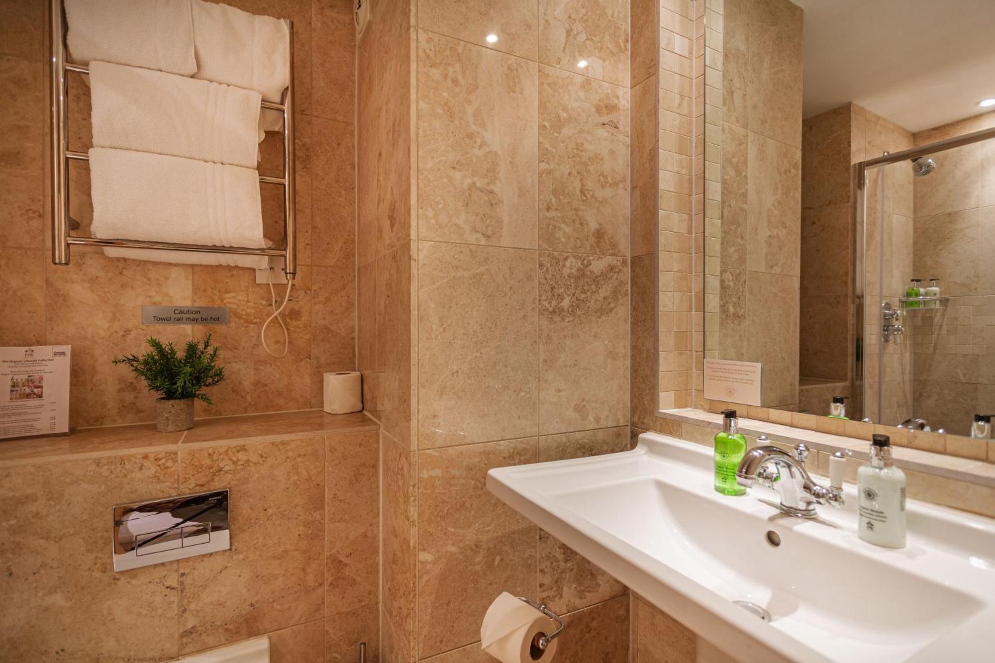 Hotel The White Horse Hotel, Romsey, Hampshire 4*
